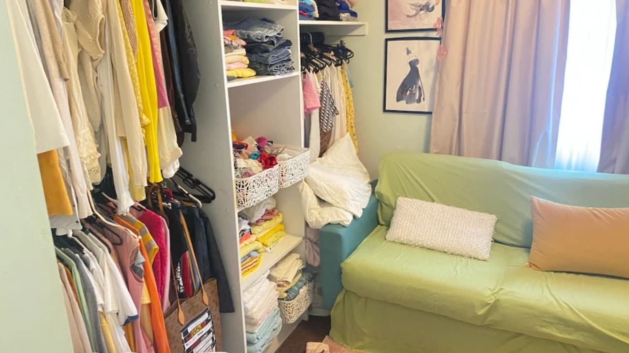 Room in a share house