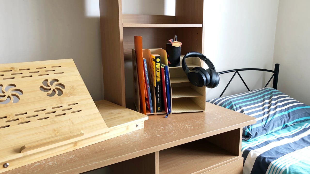 Furnished room in a flatshare