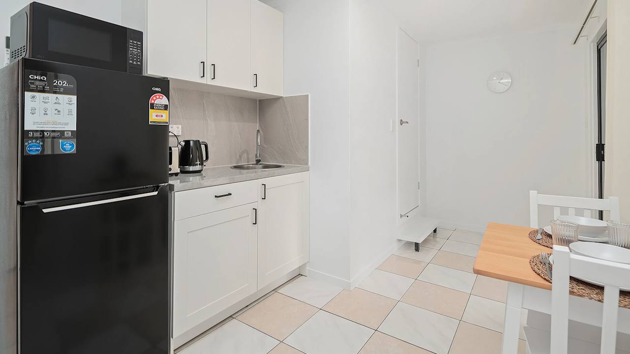 Furnished room with own bathroom