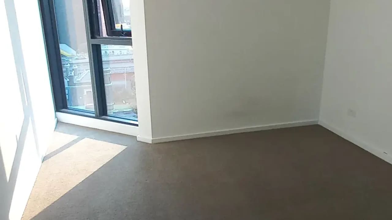 Unfurnished room with own bathroom