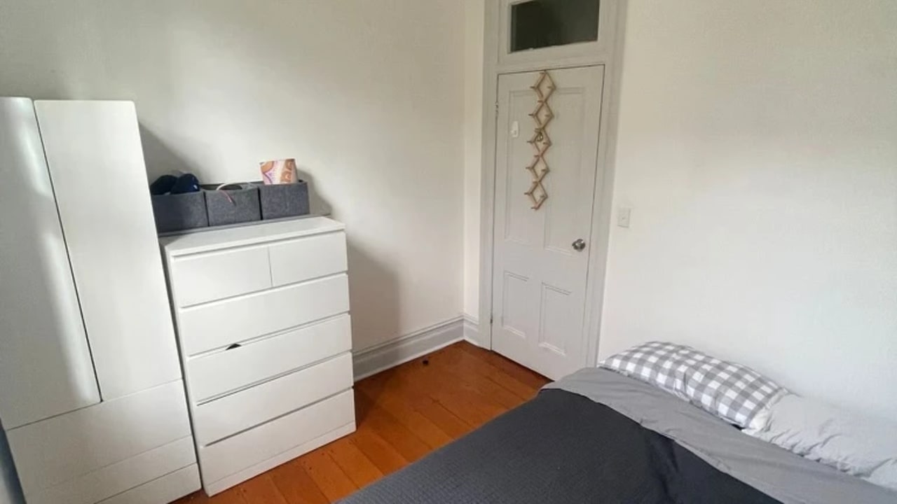 Furnished room with own bathroom