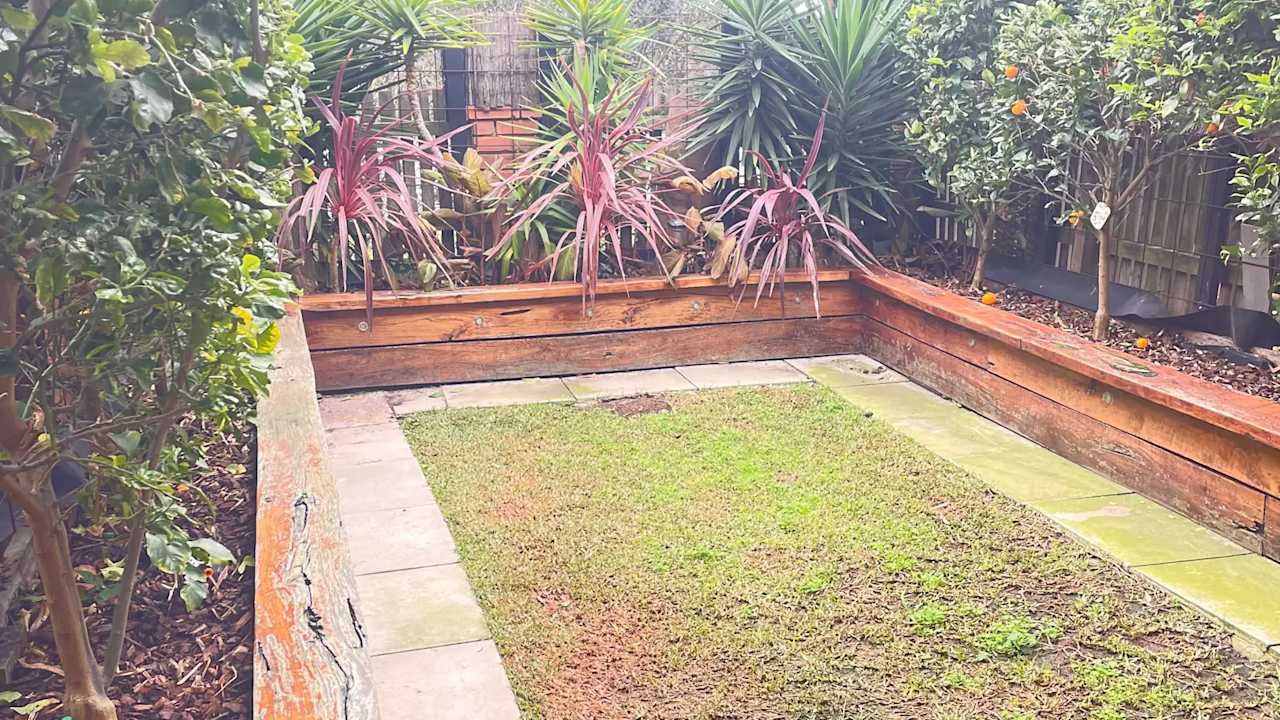 Unfurnished room with own bathroom