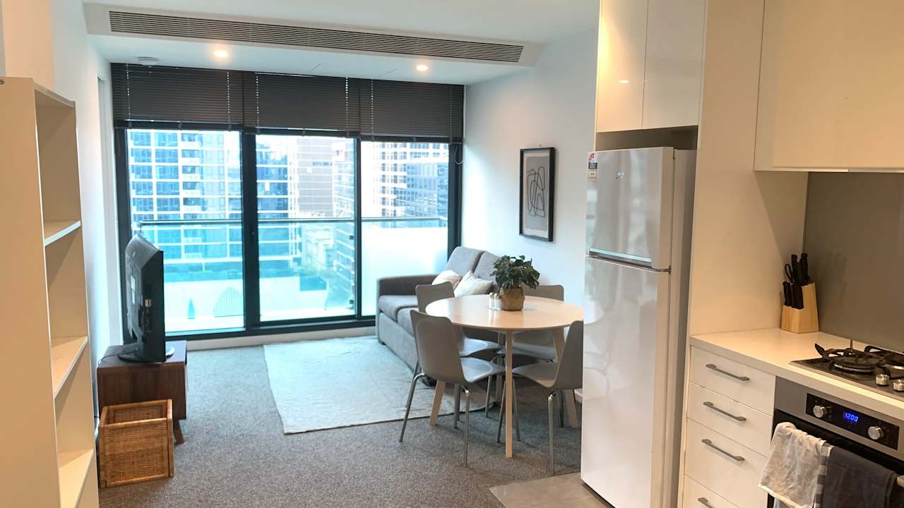 Furnished room in a flatshare