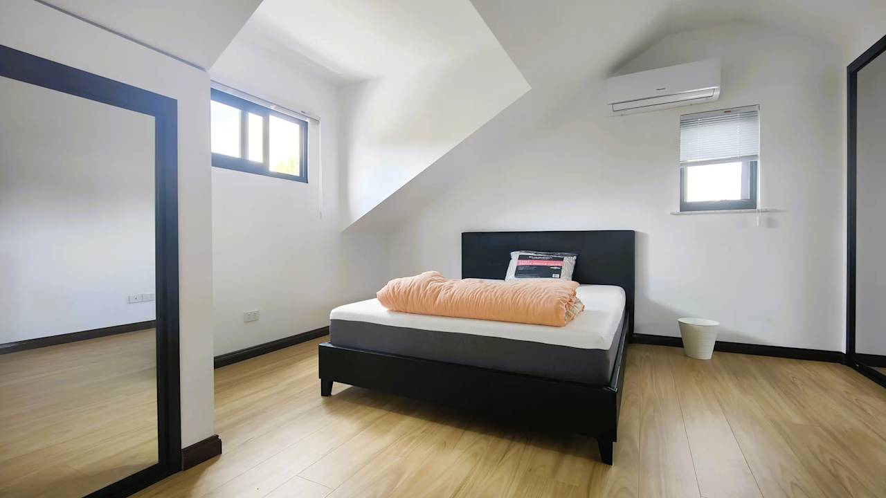 Furnished room with ensuite in a share house