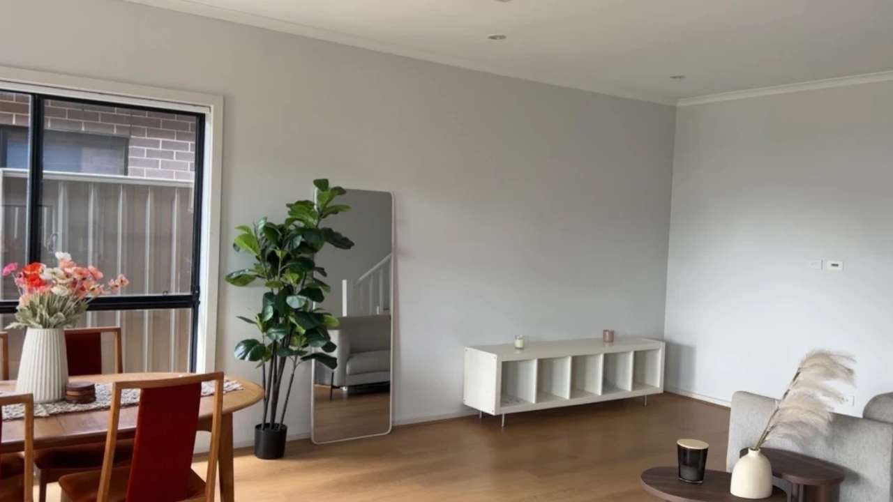 Unfurnished room with own bathroom