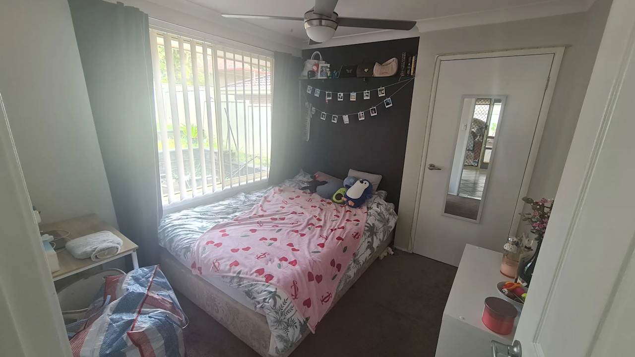 Room in a share house