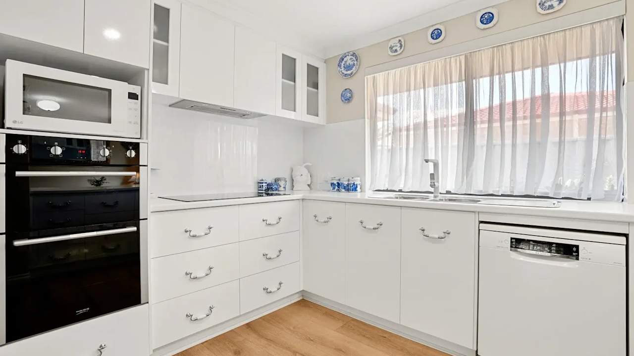 Room with ensuite in a share house