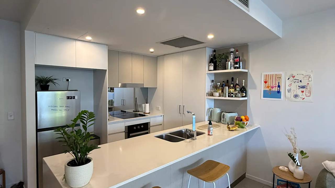 Unfurnished room with own bathroom