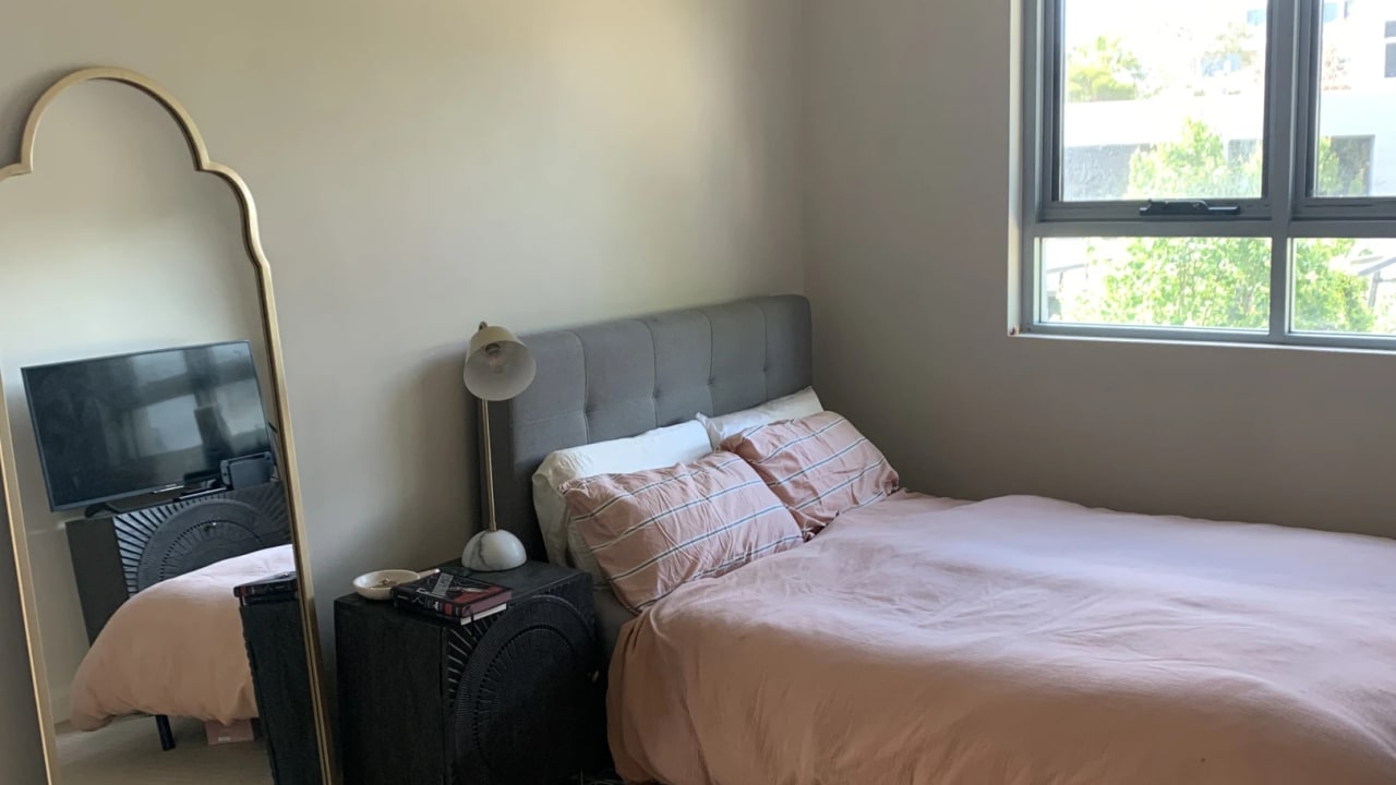 Unfurnished room with own bathroom