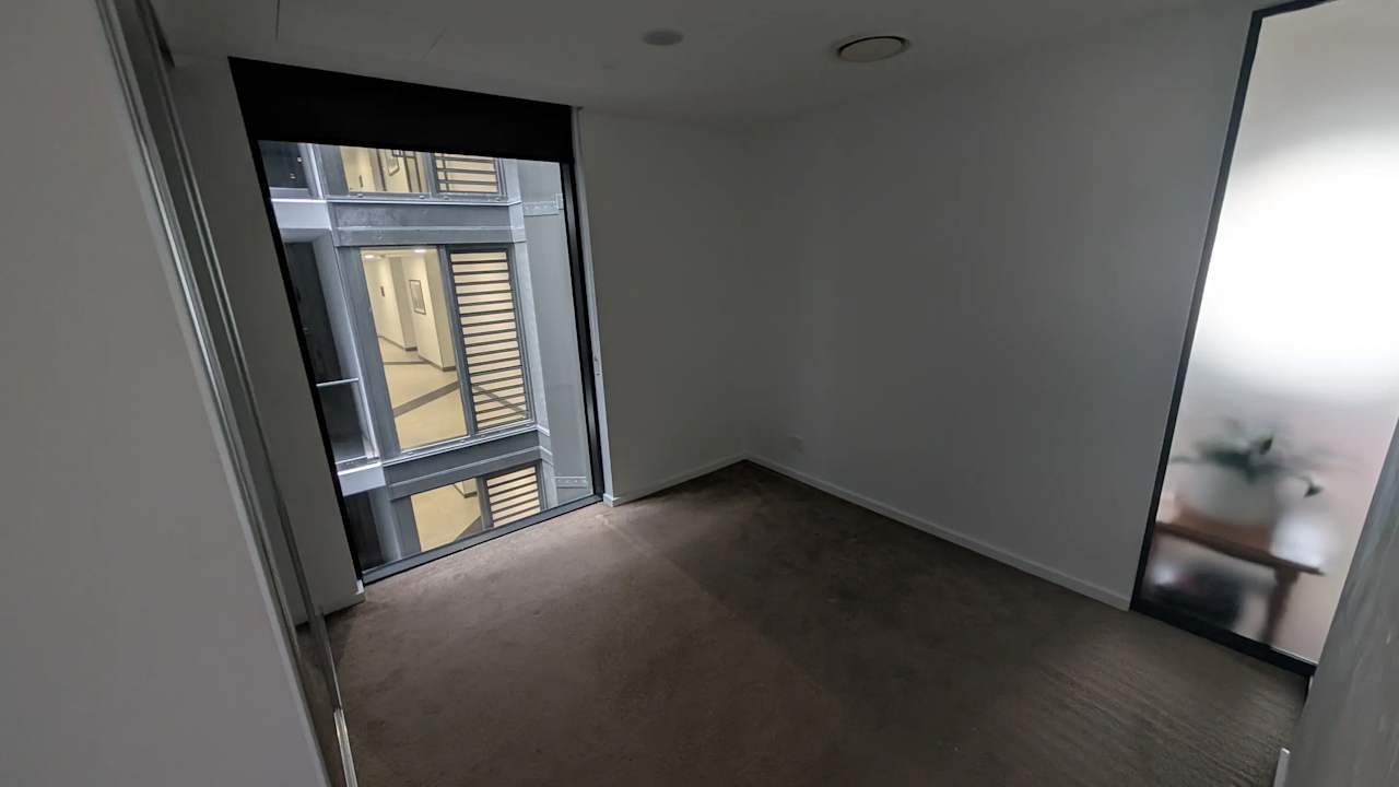 Unfurnished room in a flatshare