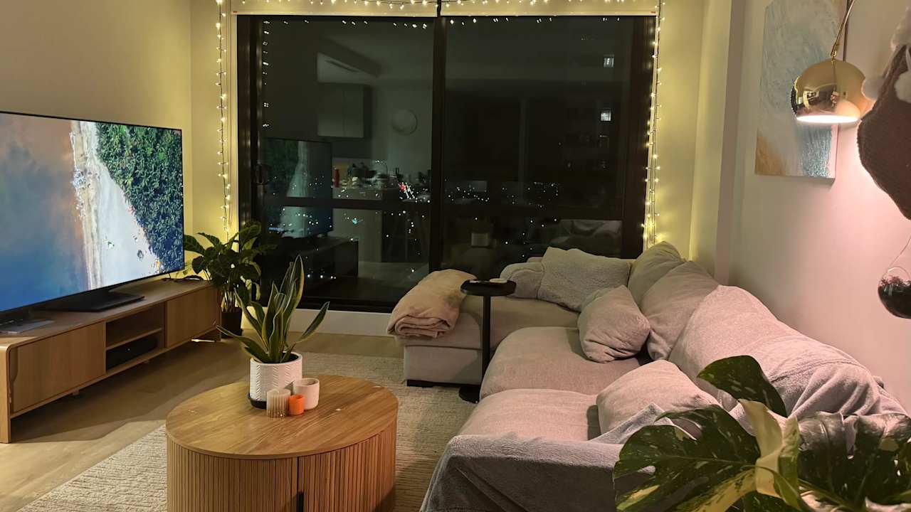 Furnished room with own bathroom