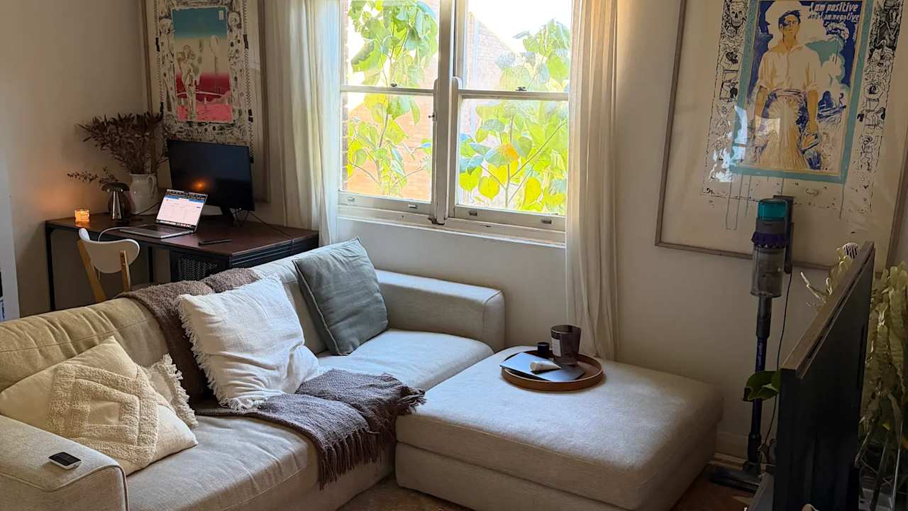 Whole property with 2 rooms for rent