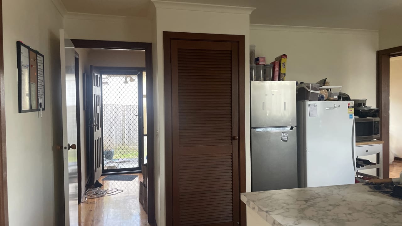 Unfurnished room in a share house