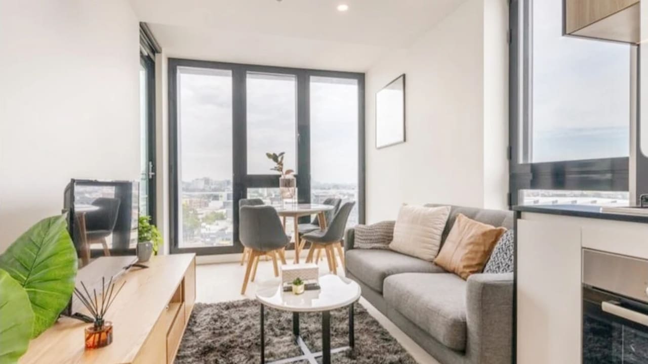 Furnished room with own bathroom