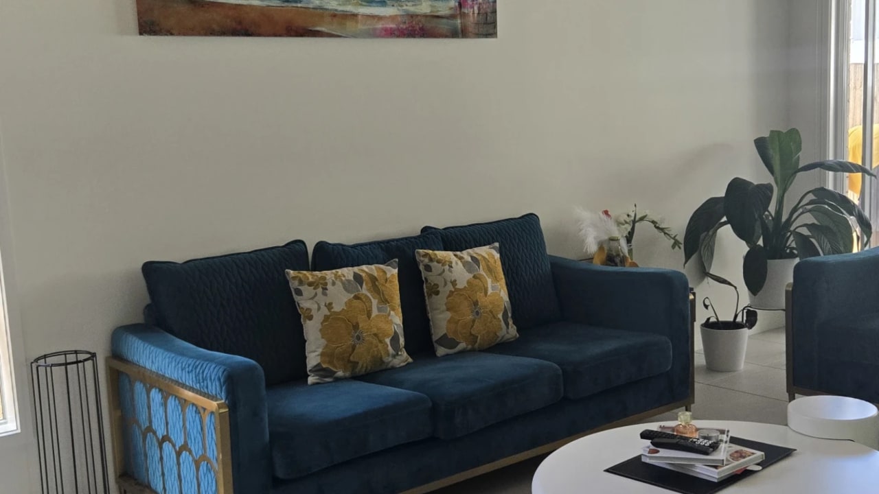 Room in a share house