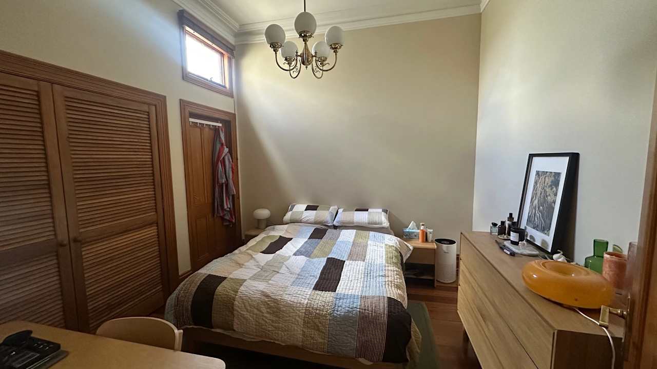 Unfurnished room in a share house