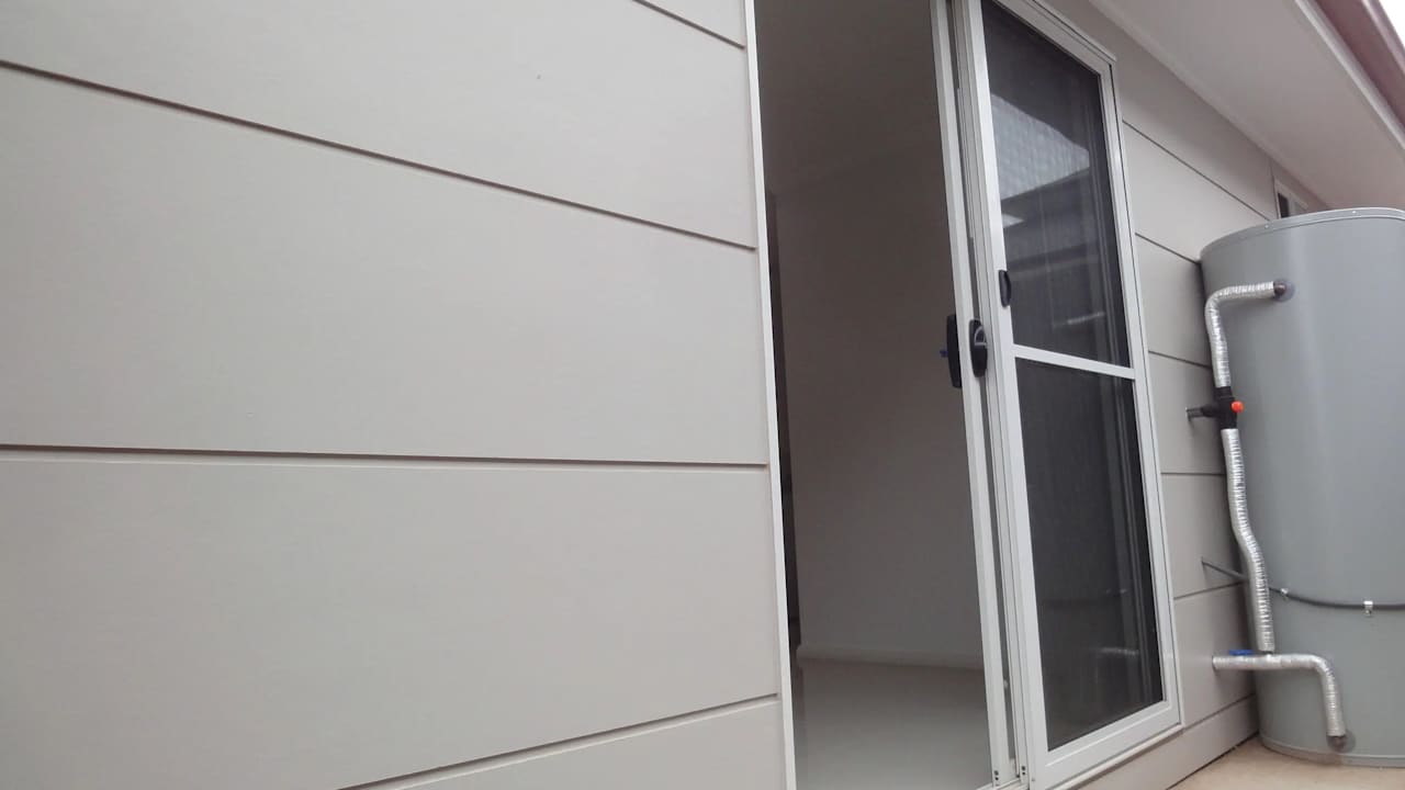 Unfurnished room with own bathroom