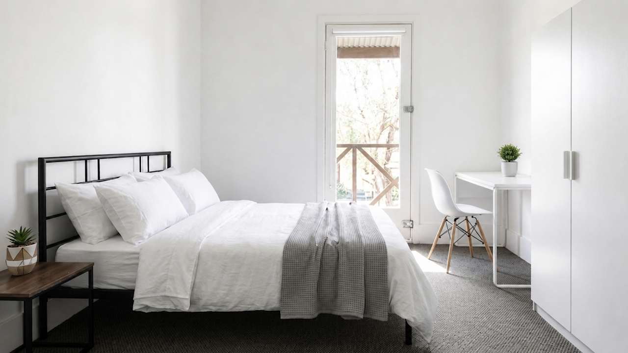 Whole property with 4 rooms for rent