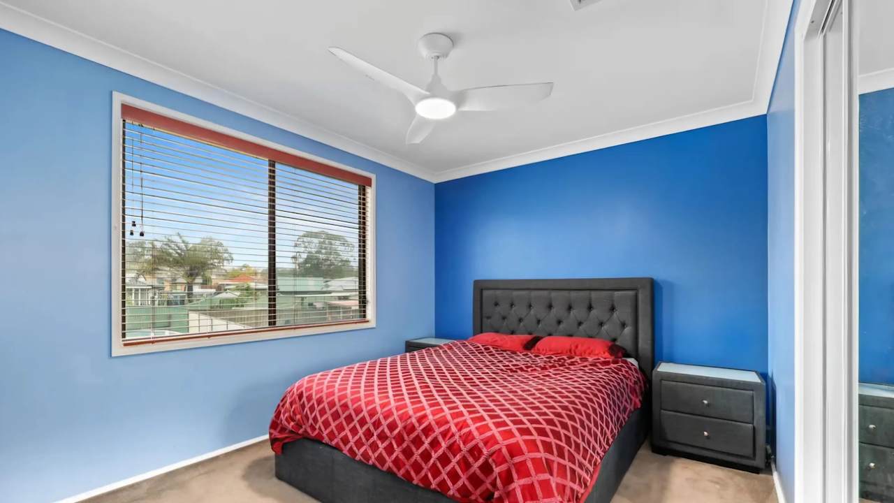 Furnished room in a share house