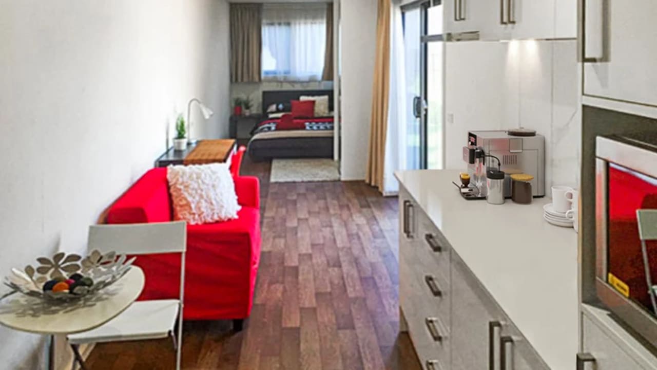 Furnished room studio flat for rent