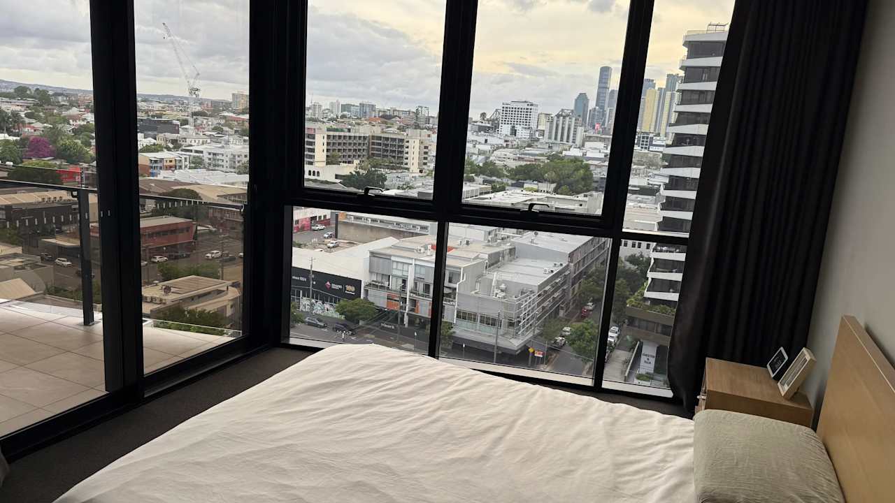 Unfurnished room with ensuite in a flatshare