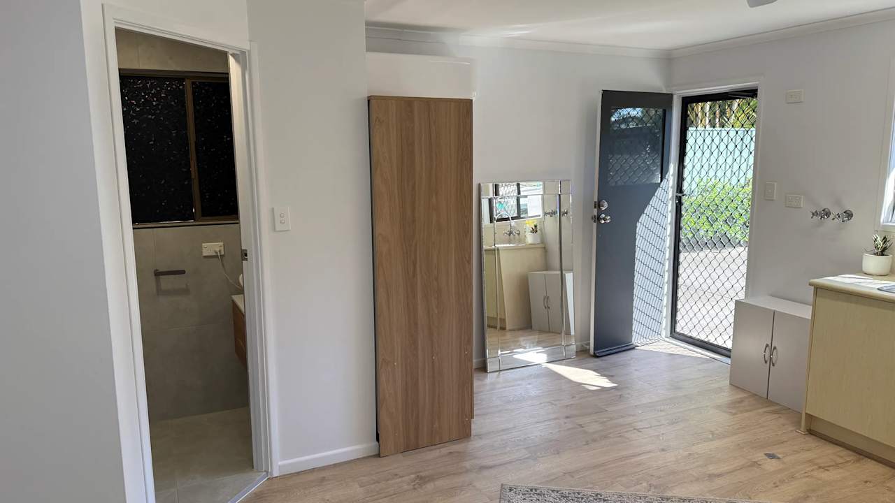 Room with ensuite in a share house