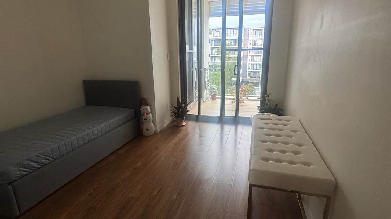 Furnished room with own bathroom