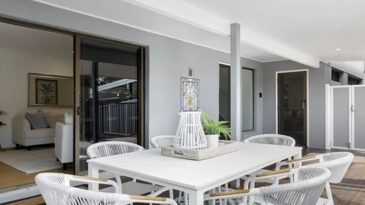 Furnished room with ensuite in a share house