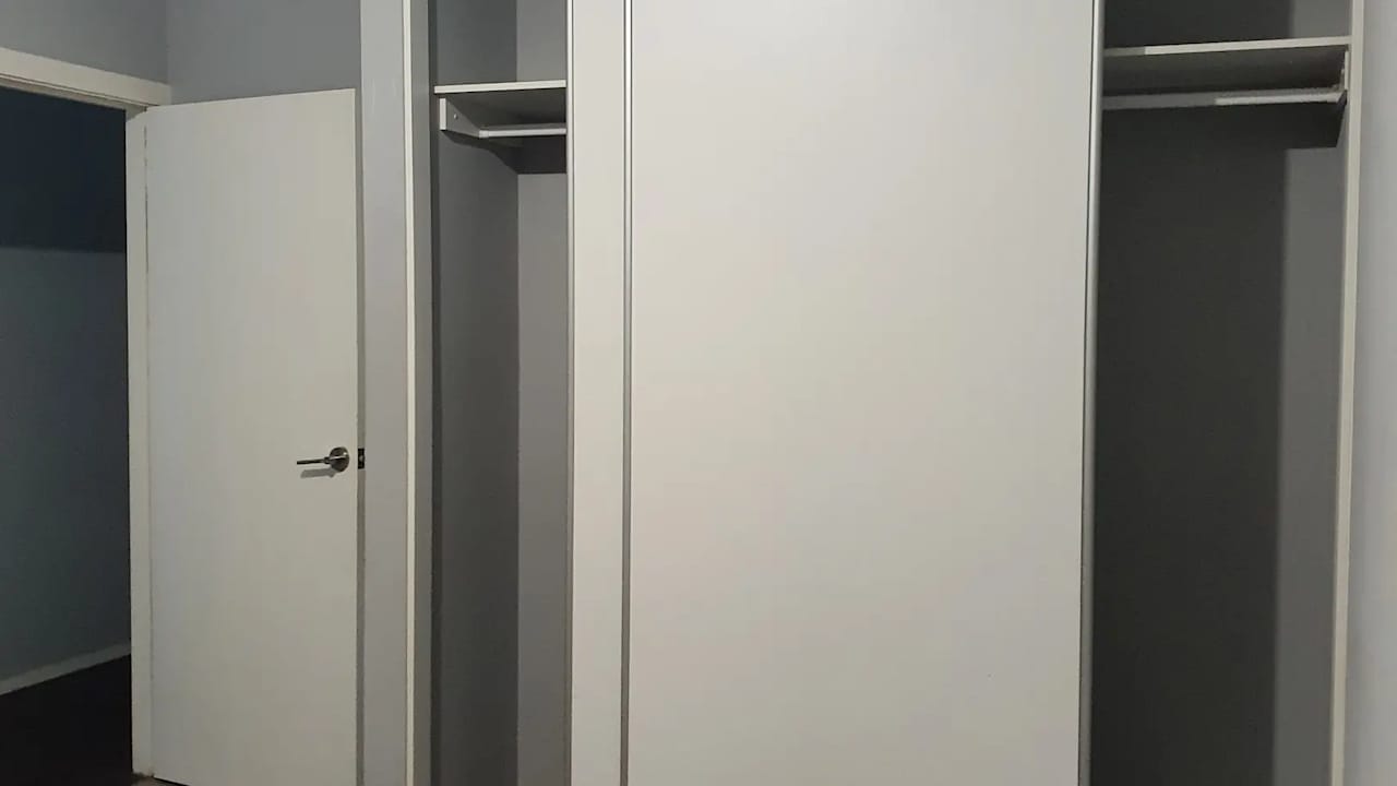 Unfurnished room in a share house