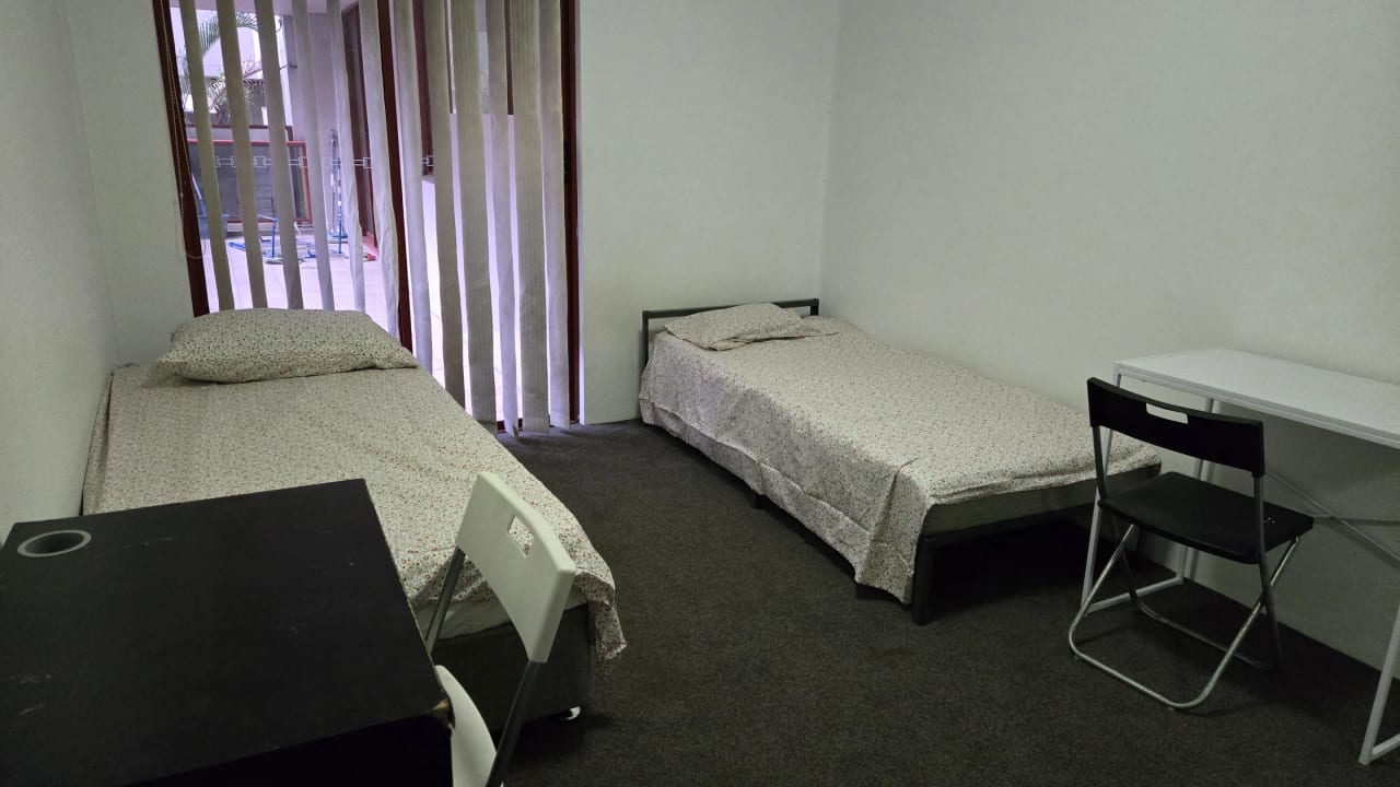 Room with ensuite in a flatshare