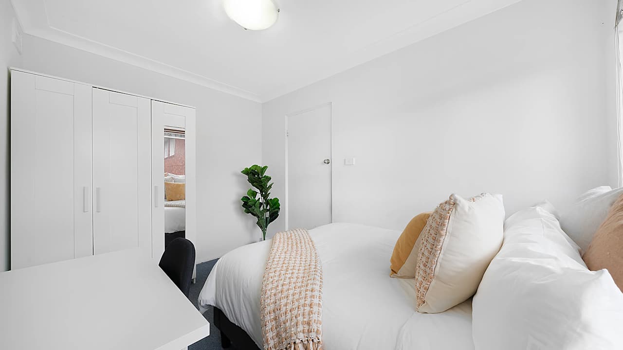 Whole property with 3 rooms for rent