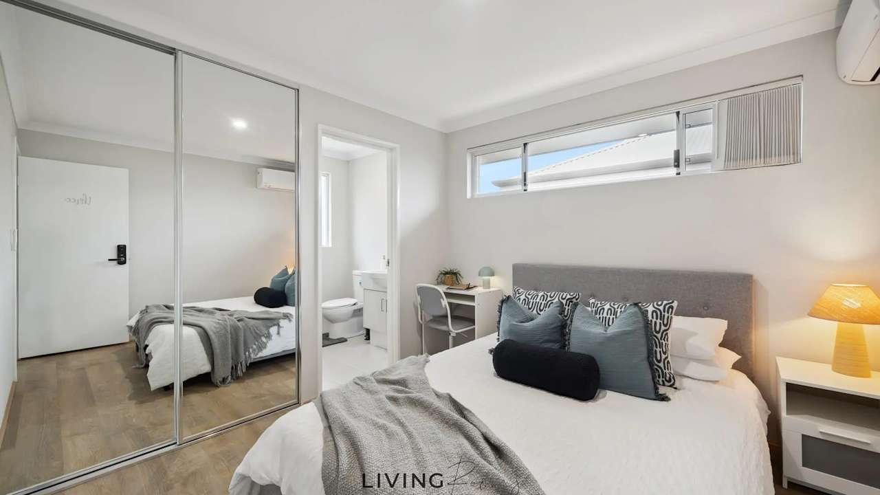 Furnished room with ensuite in a share house