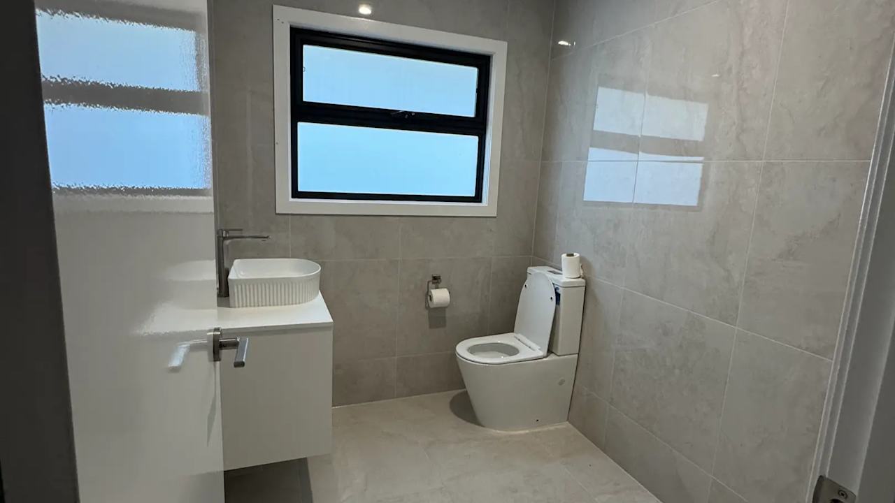 Room in a share house