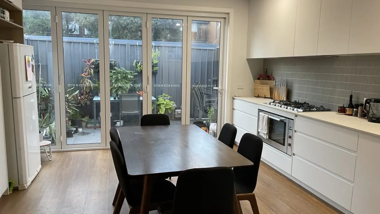 Unfurnished room in a share house