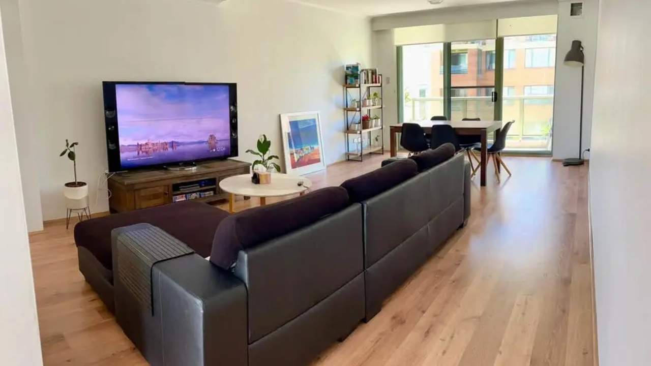 Furnished room with own bathroom