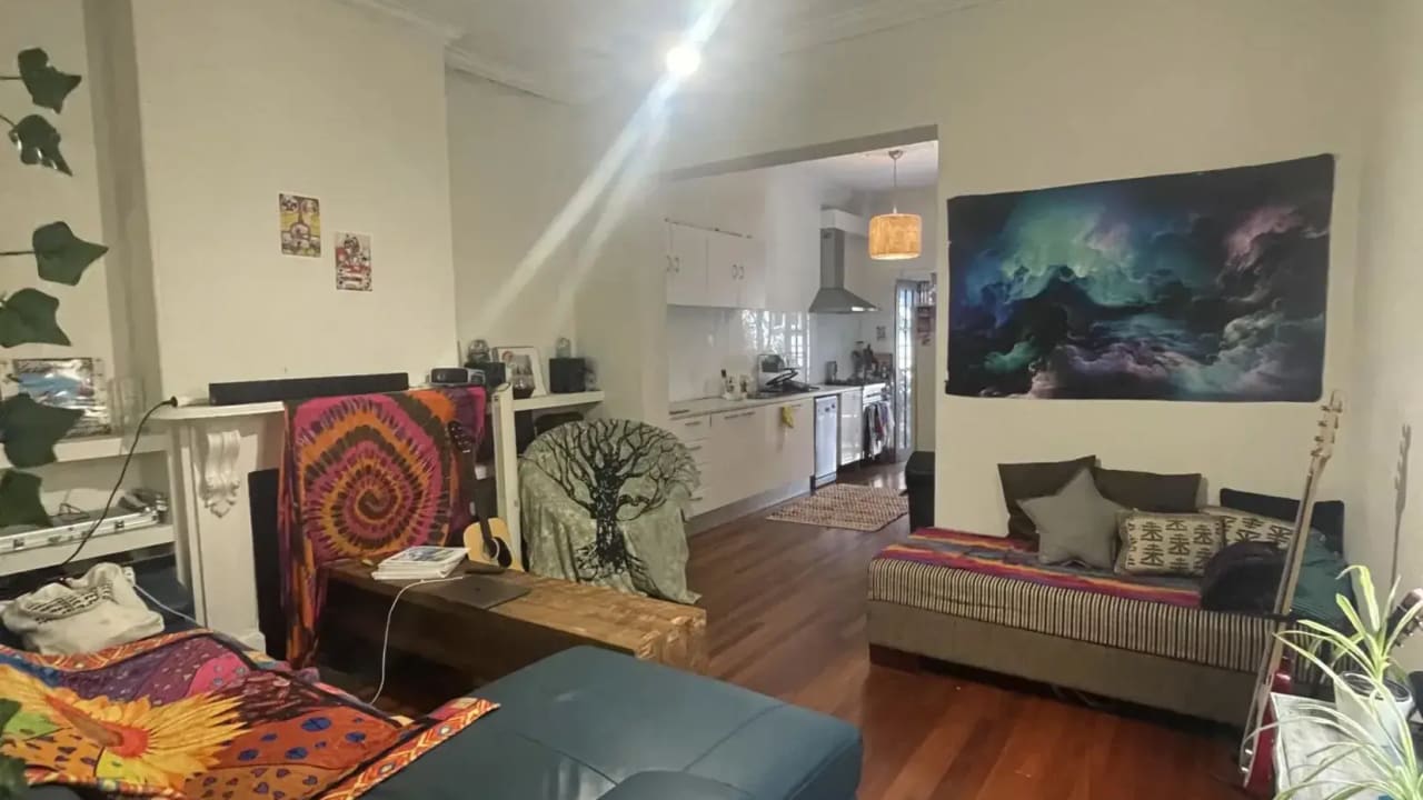 Furnished room in a share house