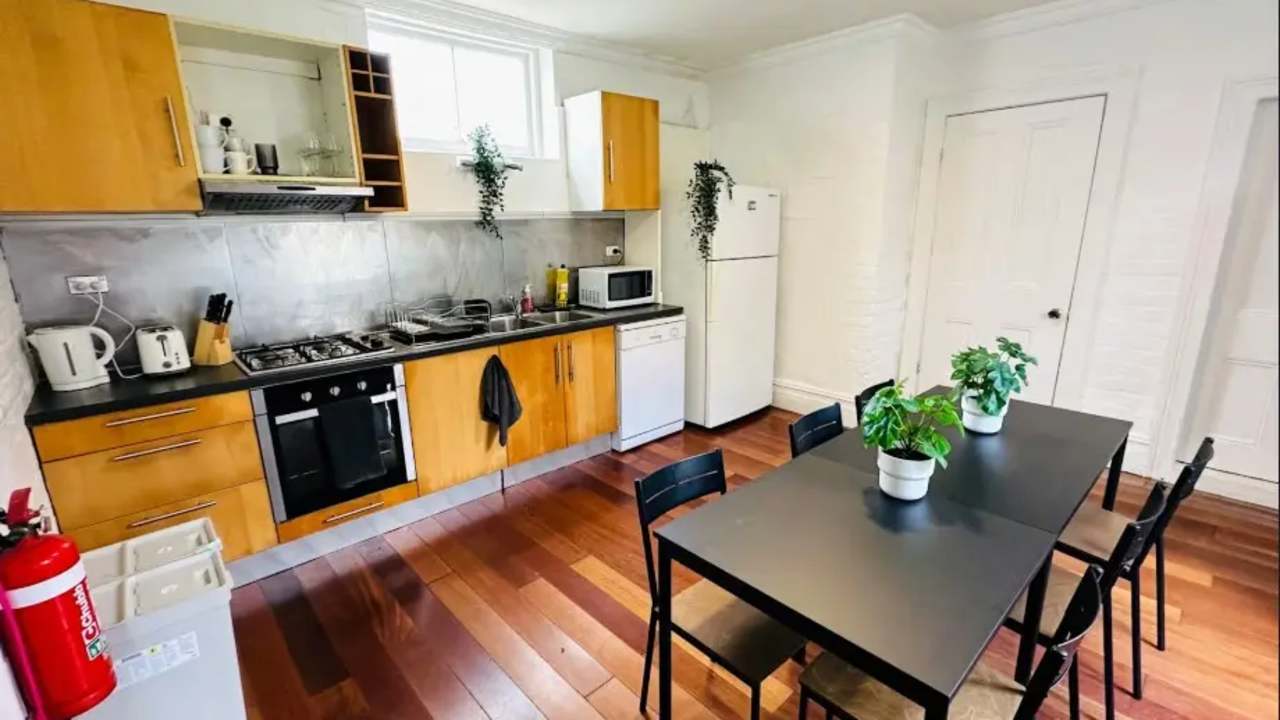 Furnished room in a share house