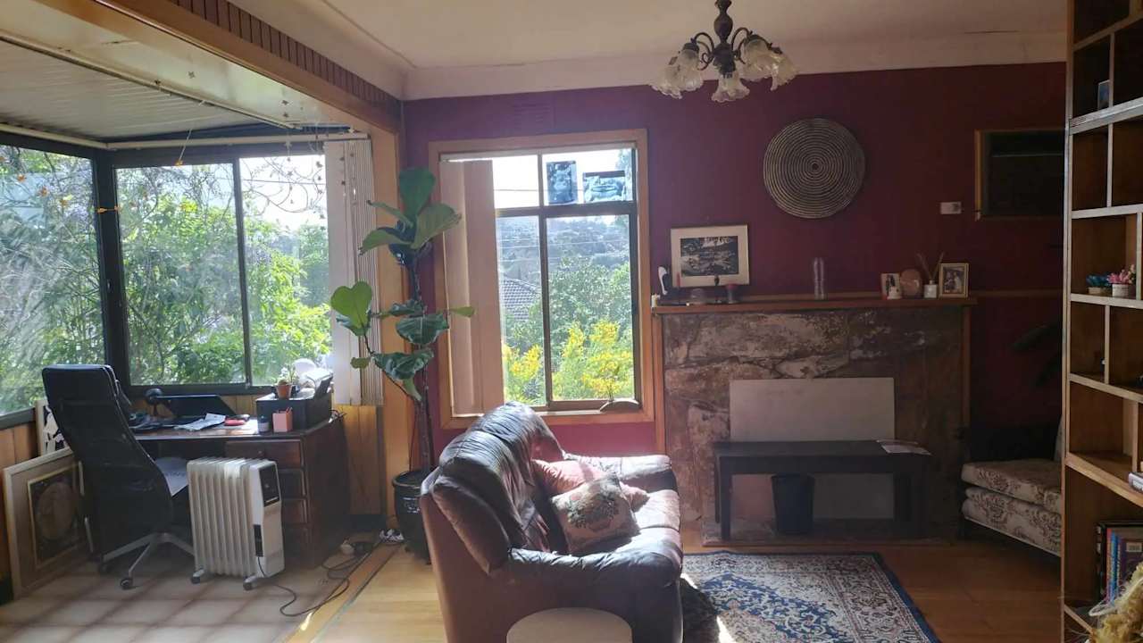 Room in a share house