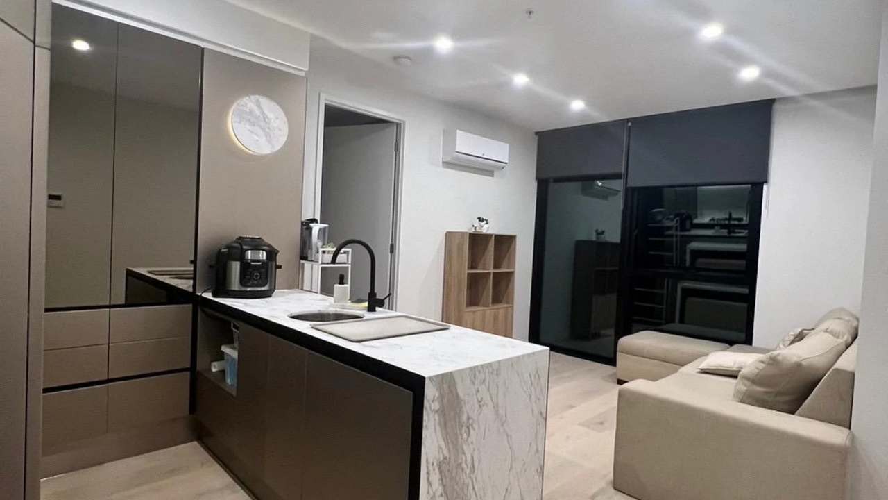 Furnished room in a flatshare