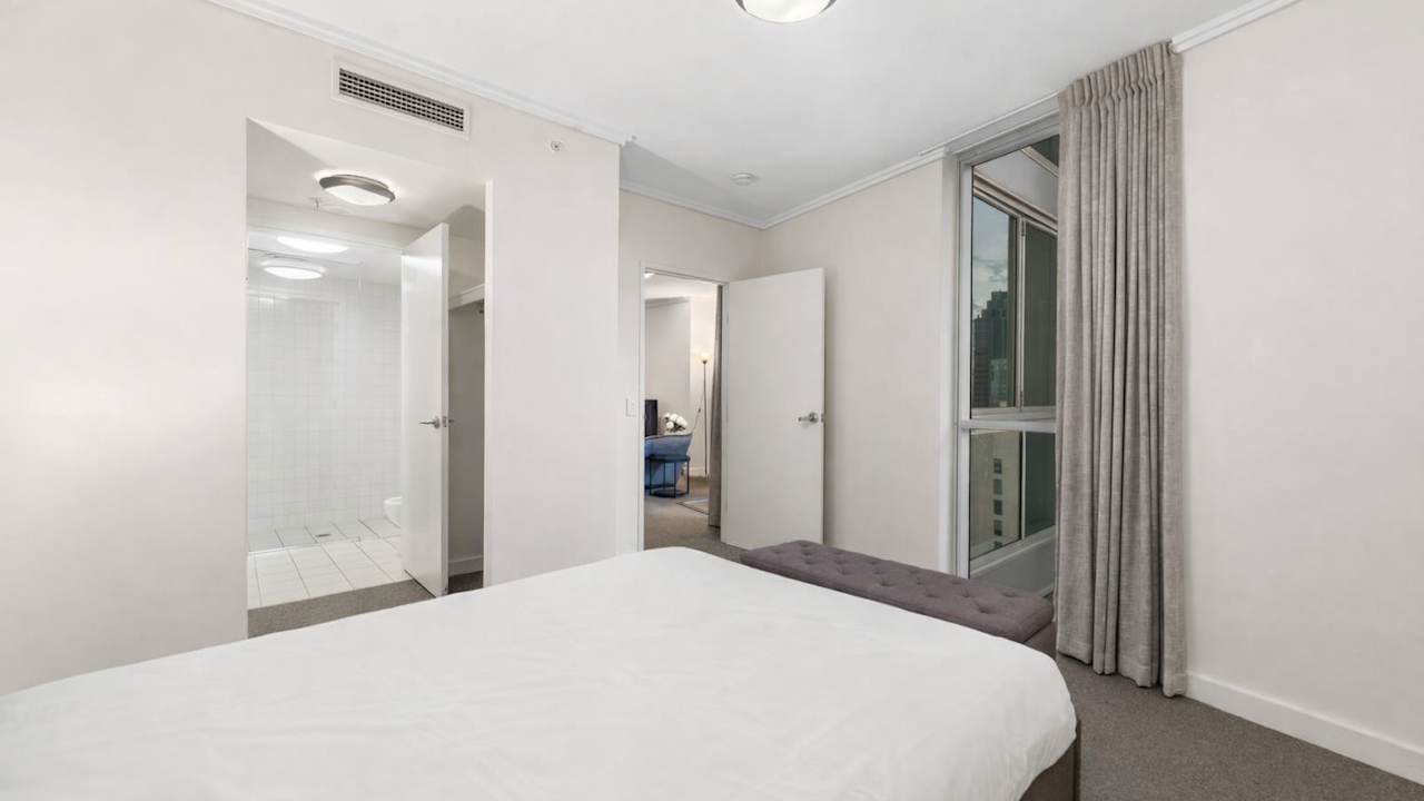 Furnished room with own bathroom