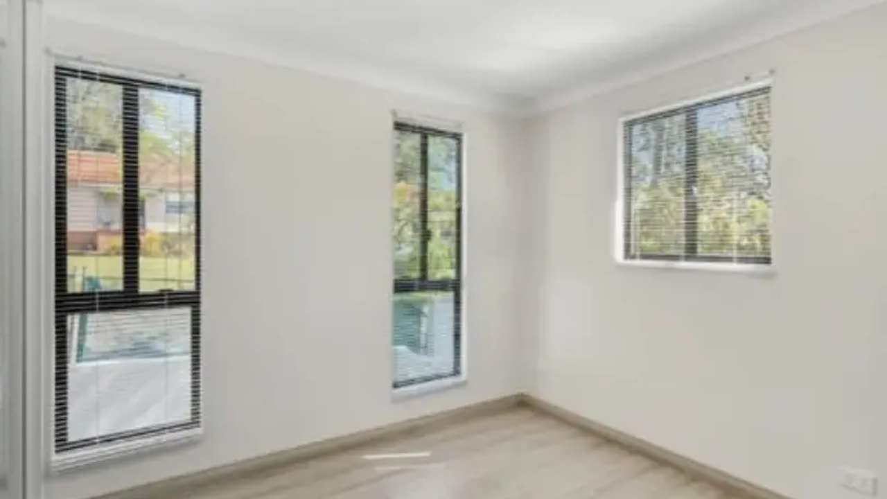 Unfurnished room with ensuite in a flatshare