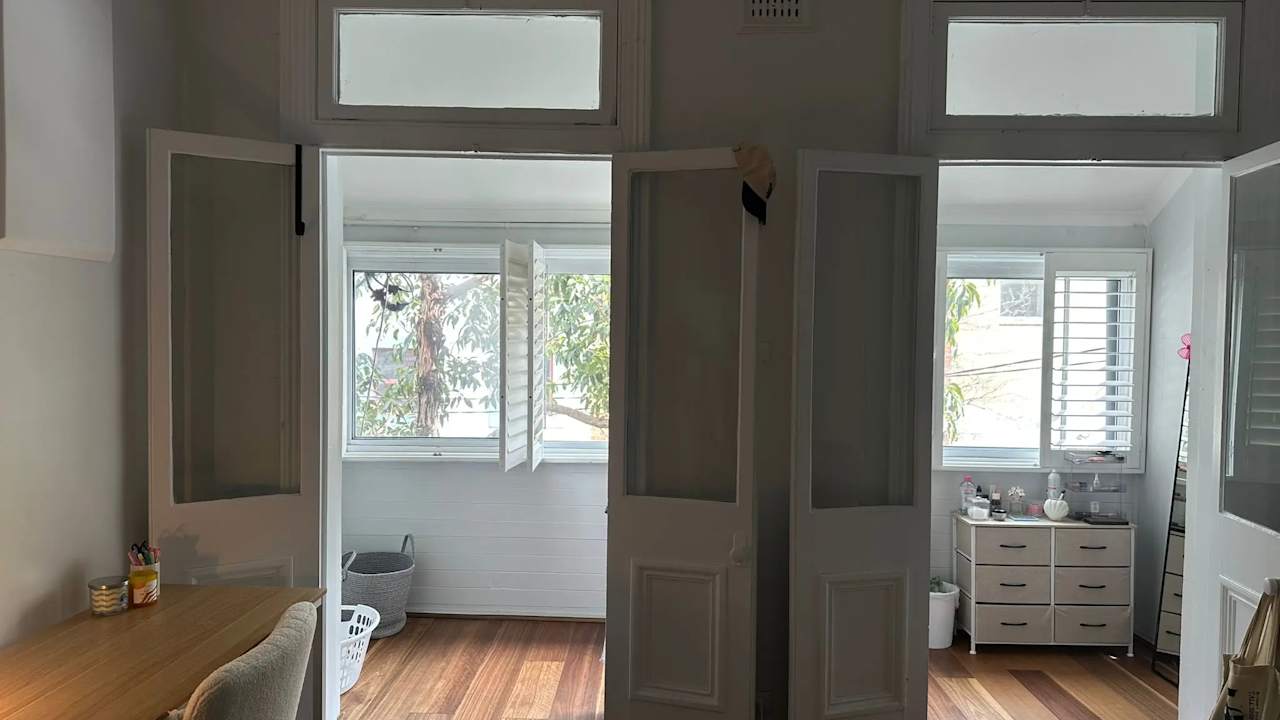 Furnished room in a share house