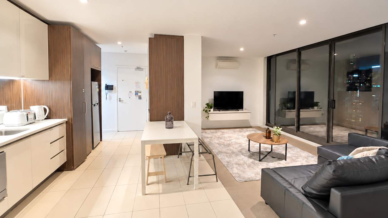 Whole property with 2 rooms for rent