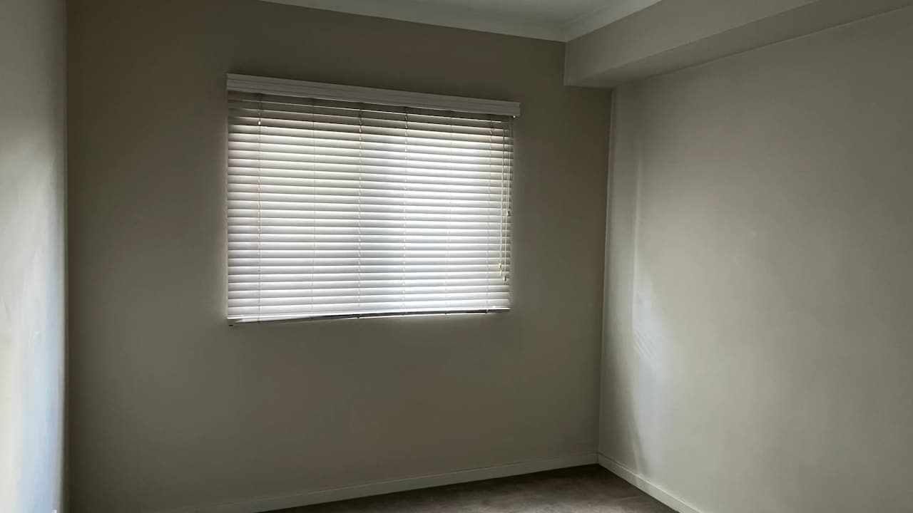 Unfurnished room with own bathroom