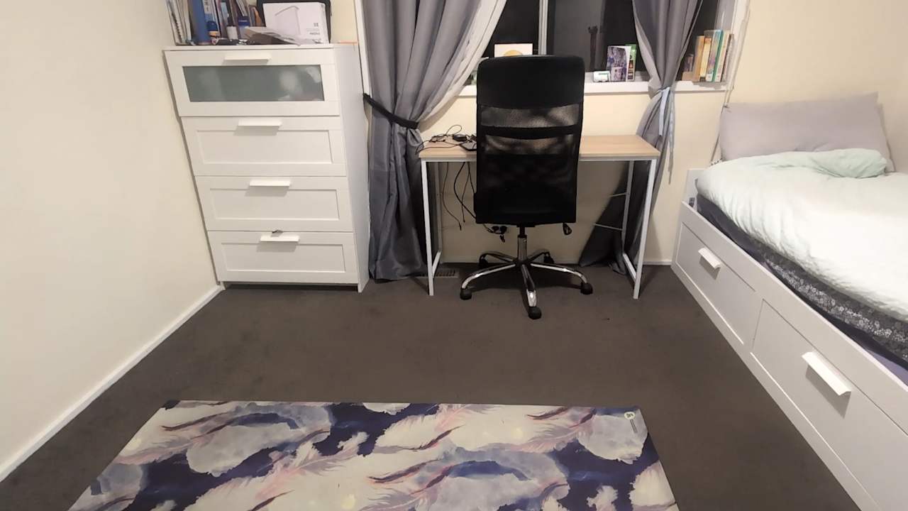 Room in a share house