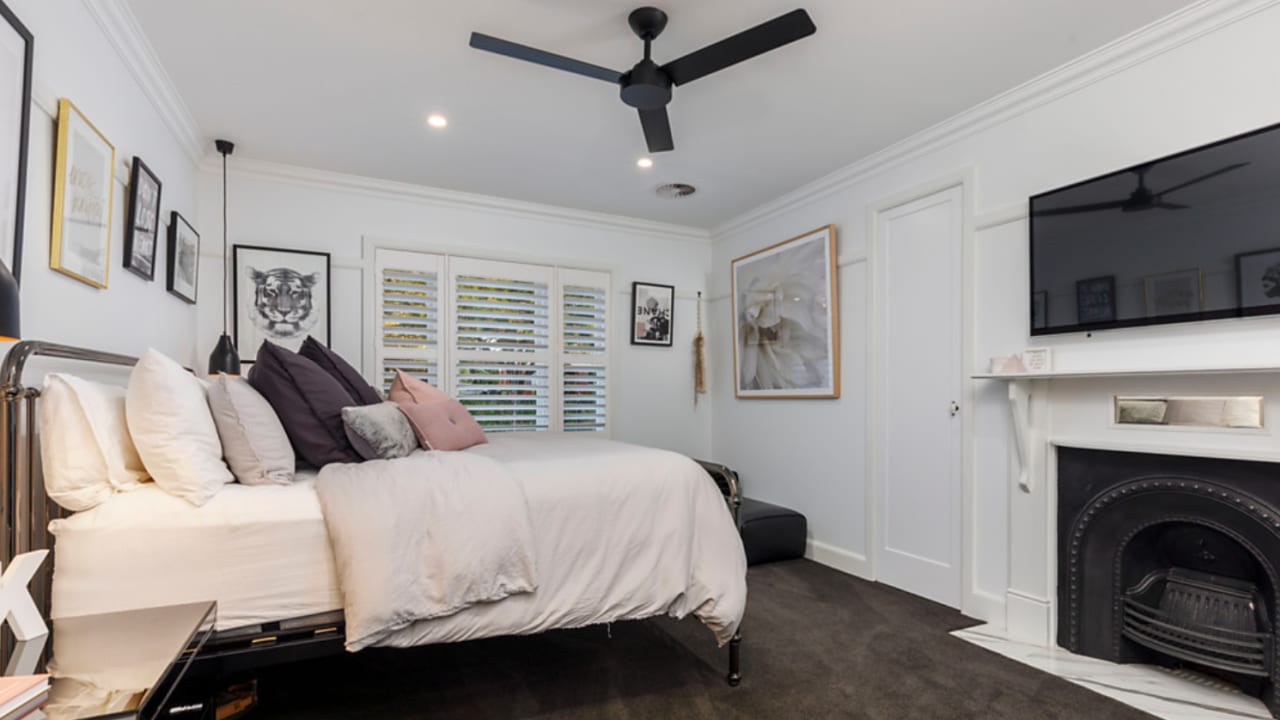 Unfurnished room with ensuite in a share house