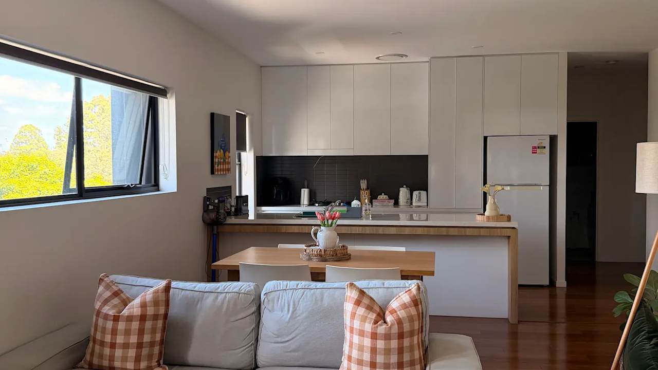 Unfurnished room with own bathroom