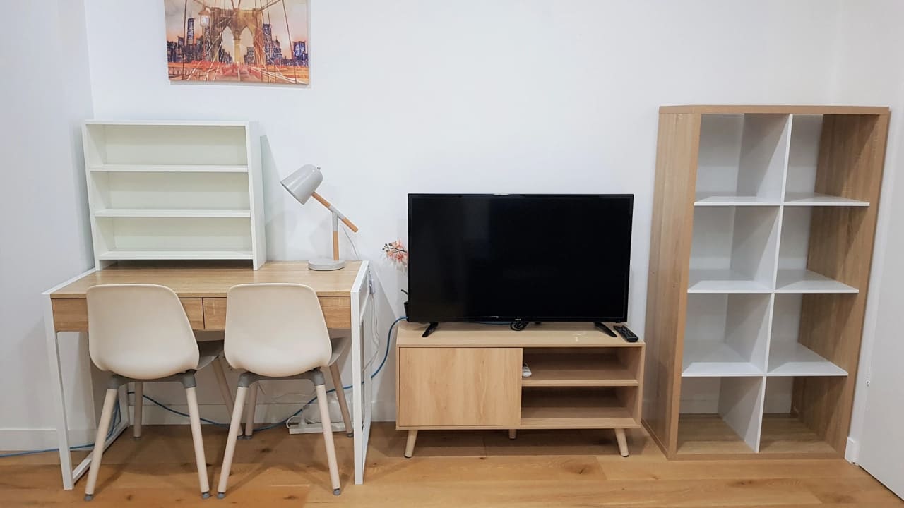 Furnished room with own bathroom