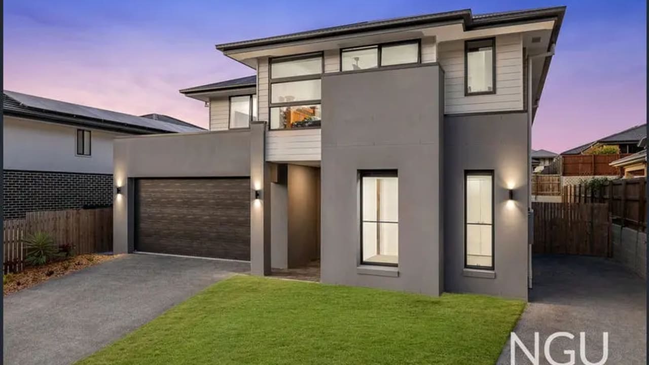 Room with ensuite in a share house