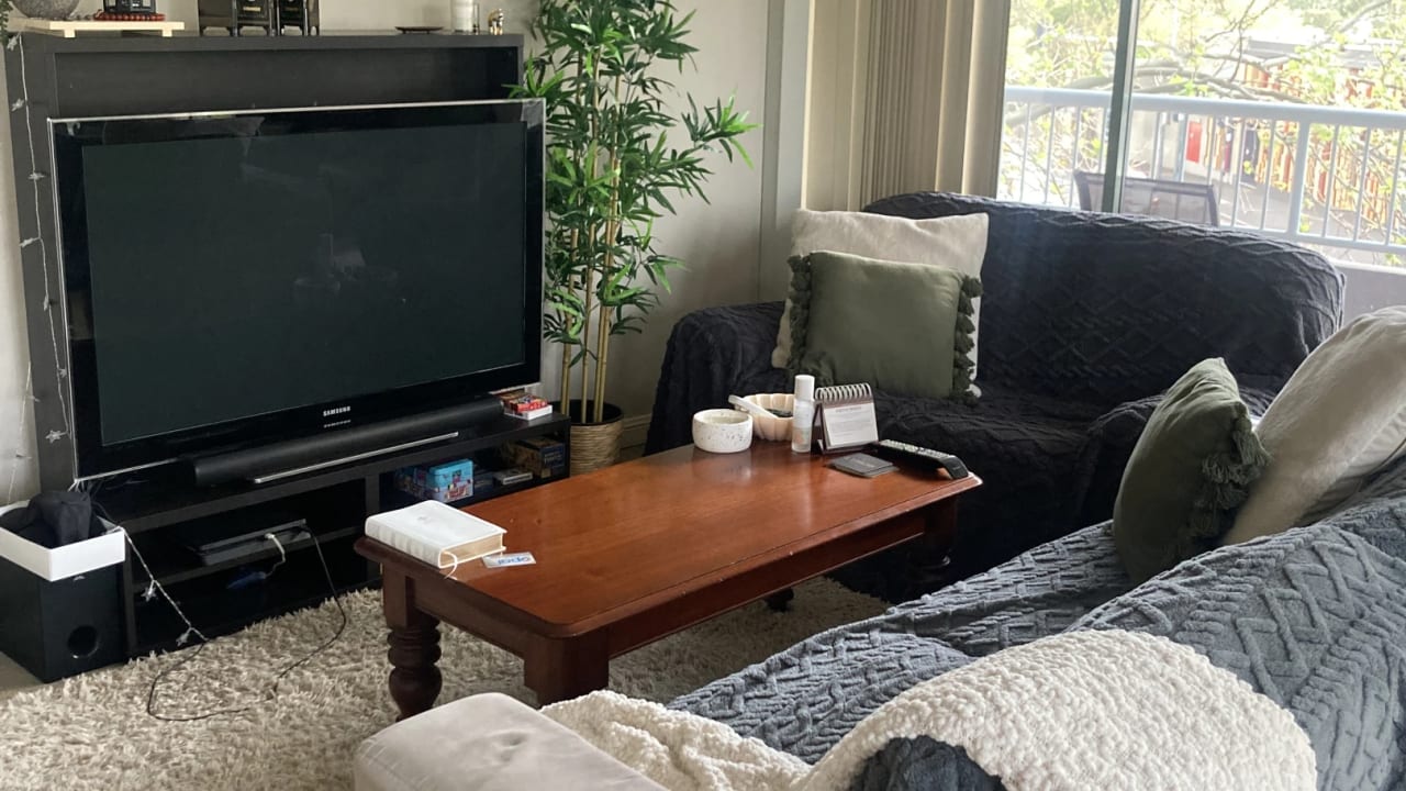 Furnished room with own bathroom